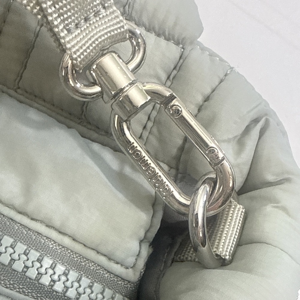 Lululemon Quilted Grid Crossbody Bag Green Gray Puffer Tote Adjustable Strap O/S - Picture 16 of 16